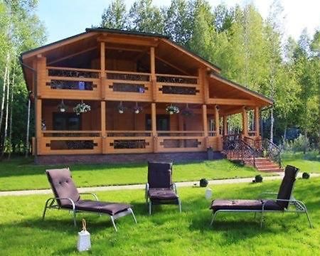 Комплекс Відпочинку Goldfіsh Сlub Guest House Babintsy Bagian luar foto