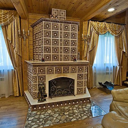 Комплекс Відпочинку Goldfіsh Сlub Guest House Babintsy Bagian luar foto