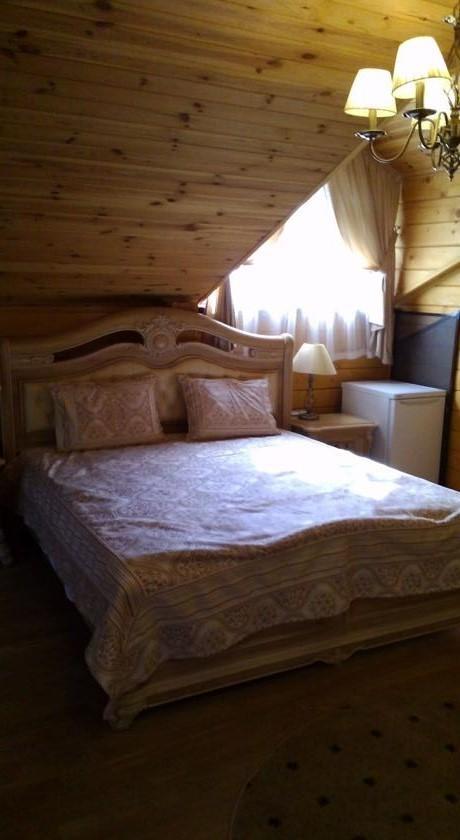 Комплекс Відпочинку Goldfіsh Сlub Guest House Babintsy Ruang foto